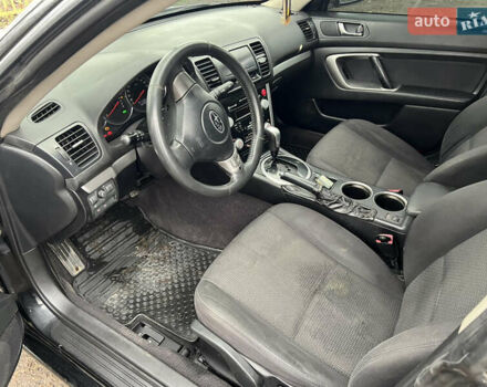 Черный Субару Легаси, объемом двигателя 1.99 л и пробегом 327 тыс. км за 5500 $, фото 11 на Automoto.ua