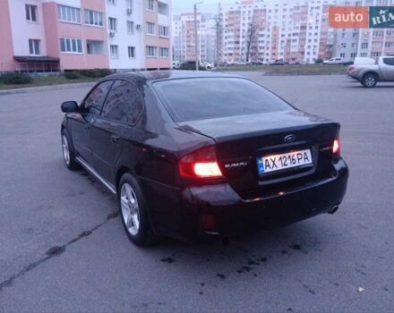 Черный Субару Легаси, объемом двигателя 2 л и пробегом 250 тыс. км за 4000 $, фото 3 на Automoto.ua
