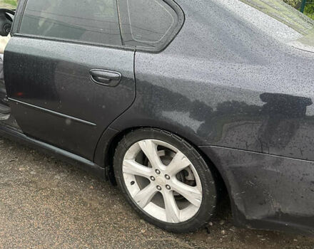 Черный Субару Легаси, объемом двигателя 2.46 л и пробегом 285 тыс. км за 5200 $, фото 10 на Automoto.ua