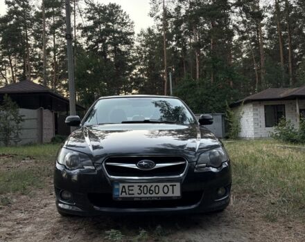 Чорний Субару Легасі, об'ємом двигуна 2 л та пробігом 224 тис. км за 6000 $, фото 1 на Automoto.ua