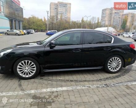 Черный Субару Легаси, объемом двигателя 2.46 л и пробегом 205 тыс. км за 8400 $, фото 7 на Automoto.ua