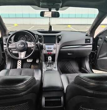 Черный Субару Легаси, объемом двигателя 2.46 л и пробегом 205 тыс. км за 8400 $, фото 15 на Automoto.ua