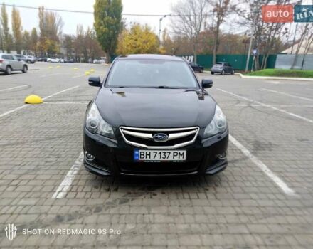 Черный Субару Легаси, объемом двигателя 2.46 л и пробегом 205 тыс. км за 8400 $, фото 2 на Automoto.ua