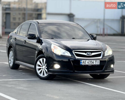 Чорний Субару Легасі, об'ємом двигуна 2.46 л та пробігом 226 тис. км за 9000 $, фото 1 на Automoto.ua