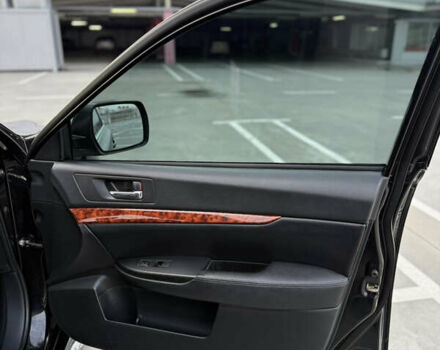 Чорний Субару Легасі, об'ємом двигуна 2.46 л та пробігом 226 тис. км за 9000 $, фото 42 на Automoto.ua