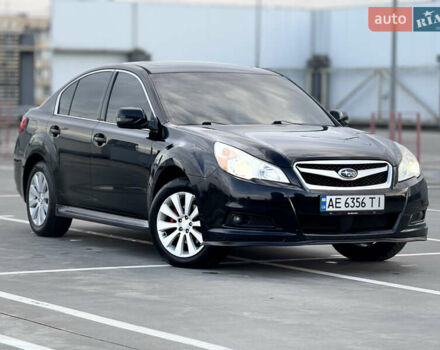 Чорний Субару Легасі, об'ємом двигуна 2.46 л та пробігом 226 тис. км за 9000 $, фото 4 на Automoto.ua