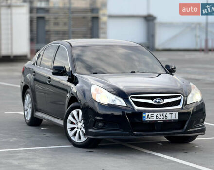 Чорний Субару Легасі, об'ємом двигуна 2.46 л та пробігом 226 тис. км за 9000 $, фото 2 на Automoto.ua