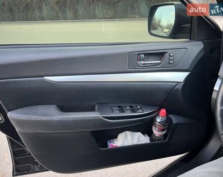 Чорний Субару Легасі, об'ємом двигуна 2.46 л та пробігом 163 тис. км за 10500 $, фото 9 на Automoto.ua