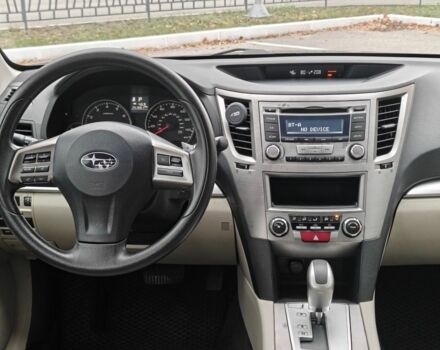 Черный Субару Легаси, объемом двигателя 2.5 л и пробегом 200 тыс. км за 7400 $, фото 7 на Automoto.ua