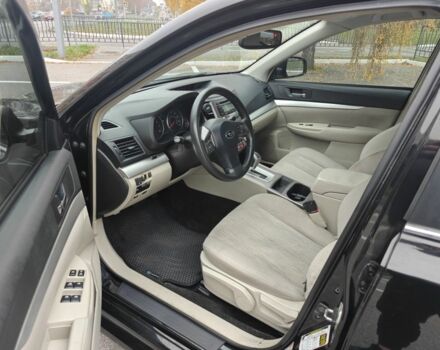 Черный Субару Легаси, объемом двигателя 2.5 л и пробегом 200 тыс. км за 7400 $, фото 9 на Automoto.ua