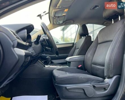 Черный Субару Легаси, объемом двигателя 2.5 л и пробегом 124 тыс. км за 10600 $, фото 8 на Automoto.ua