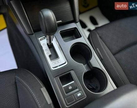 Черный Субару Легаси, объемом двигателя 2.5 л и пробегом 124 тыс. км за 10600 $, фото 10 на Automoto.ua