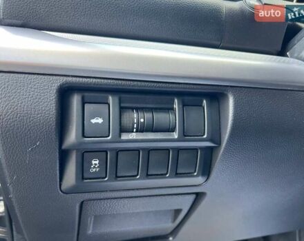 Черный Субару Легаси, объемом двигателя 2.5 л и пробегом 124 тыс. км за 10600 $, фото 7 на Automoto.ua