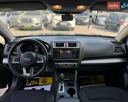 Черный Субару Легаси, объемом двигателя 2.5 л и пробегом 124 тыс. км за 10600 $, фото 11 на Automoto.ua