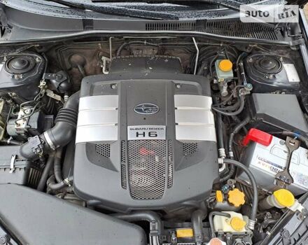 Чорний Субару Легасі, об'ємом двигуна 3 л та пробігом 220 тис. км за 9500 $, фото 3 на Automoto.ua