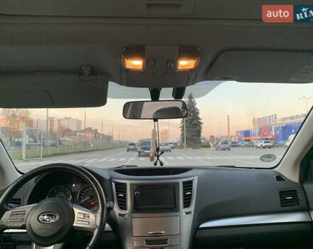 Черный Субару Легаси, объемом двигателя 2 л и пробегом 223 тыс. км за 9000 $, фото 8 на Automoto.ua