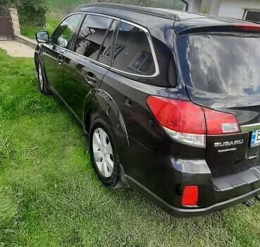 Чорний Субару Легасі, об'ємом двигуна 2 л та пробігом 151 тис. км за 11500 $, фото 3 на Automoto.ua