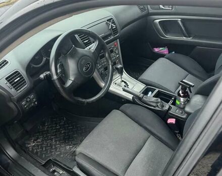 Черный Субару Легаси, объемом двигателя 2 л и пробегом 322 тыс. км за 4500 $, фото 1 на Automoto.ua