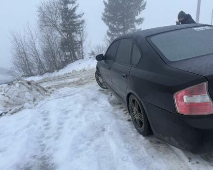 Черный Субару Легаси, объемом двигателя 2 л и пробегом 300 тыс. км за 6500 $, фото 1 на Automoto.ua