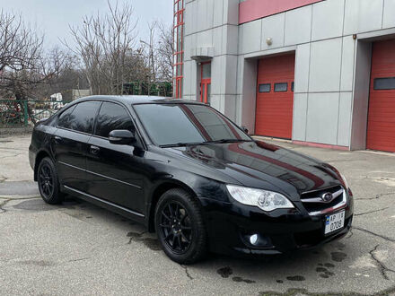 Субару Легасі 2006 у Запоріжжя на Automoto.ua Чорний Субару Легасі, об'ємом двигуна 2 л та пробігом 222 тис. км за 6800 $, фото 1 на Automoto.ua
