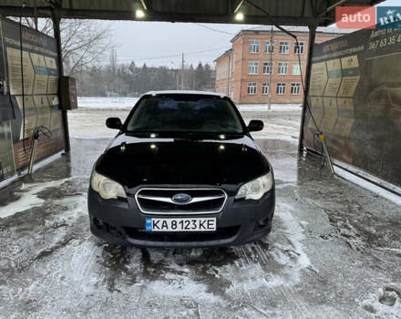 Черный Субару Легаси, объемом двигателя 2 л и пробегом 334 тыс. км за 5000 $, фото 1 на Automoto.ua
