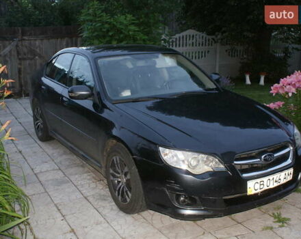 Чорний Субару Легасі, об'ємом двигуна 2 л та пробігом 300 тис. км за 2500 $, фото 1 на Automoto.ua