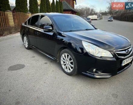 Черный Субару Легаси, объемом двигателя 2.46 л и пробегом 163 тыс. км за 10500 $, фото 1 на Automoto.ua