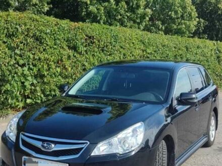 Чорний Субару Легасі, об'ємом двигуна 2 л та пробігом 255 тис. км за 8700 $, фото 1 на Automoto.ua