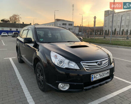 Чорний Субару Легасі, об'ємом двигуна 2 л та пробігом 223 тис. км за 9000 $, фото 1 на Automoto.ua