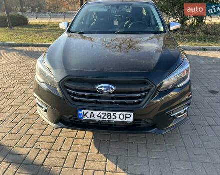 Черный Субару Легаси, объемом двигателя 2.46 л и пробегом 188 тыс. км за 16800 $, фото 1 на Automoto.ua