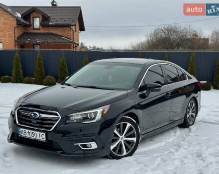 Черный Субару Легаси, объемом двигателя 2.5 л и пробегом 114 тыс. км за 14800 $, фото 1 на Automoto.ua