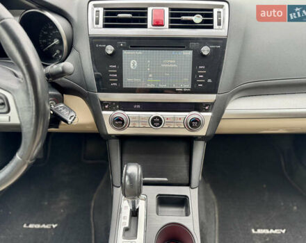 Красный Субару Легаси, объемом двигателя 2.5 л и пробегом 414 тыс. км за 7999 $, фото 11 на Automoto.ua