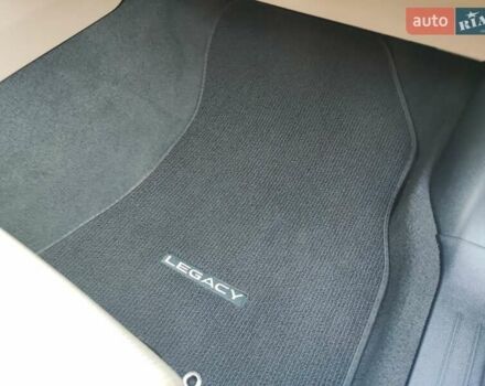 Красный Субару Легаси, объемом двигателя 2.5 л и пробегом 110 тыс. км за 13400 $, фото 8 на Automoto.ua