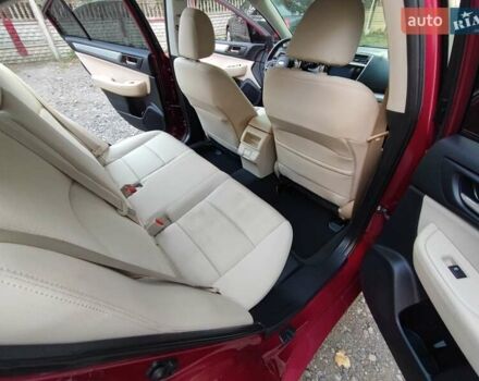 Красный Субару Легаси, объемом двигателя 2.5 л и пробегом 110 тыс. км за 13400 $, фото 5 на Automoto.ua