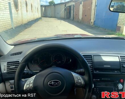 Красный Субару Легаси, объемом двигателя 2 л и пробегом 188 тыс. км за 5500 $, фото 7 на Automoto.ua