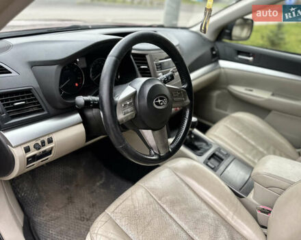 Красный Субару Легаси, объемом двигателя 2 л и пробегом 470 тыс. км за 6500 $, фото 31 на Automoto.ua