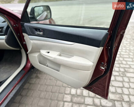Красный Субару Легаси, объемом двигателя 2 л и пробегом 470 тыс. км за 6500 $, фото 27 на Automoto.ua