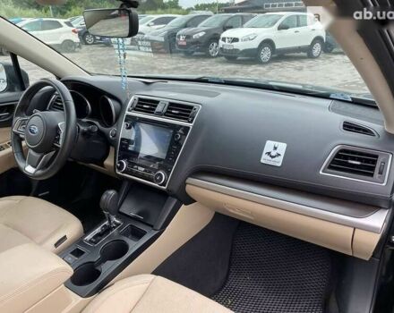 Субару Легаси, объемом двигателя 3.6 л и пробегом 117 тыс. км за 11800 $, фото 9 на Automoto.ua