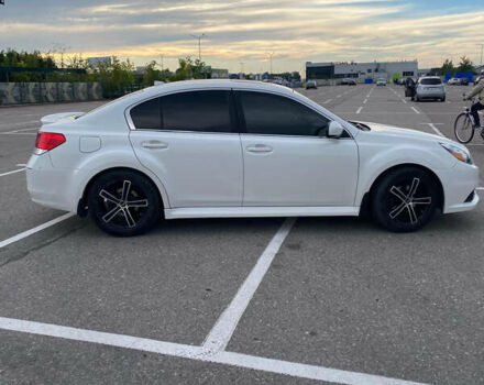 Субару Легаси, объемом двигателя 2.46 л и пробегом 228 тыс. км за 8000 $, фото 4 на Automoto.ua