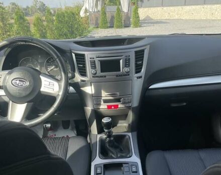 Субару Легаси, объемом двигателя 2 л и пробегом 290 тыс. км за 9500 $, фото 4 на Automoto.ua