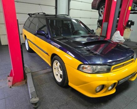 Жовтий Субару Легасі, об'ємом двигуна 2.5 л та пробігом 137 тис. км за 3300 $, фото 2 на Automoto.ua