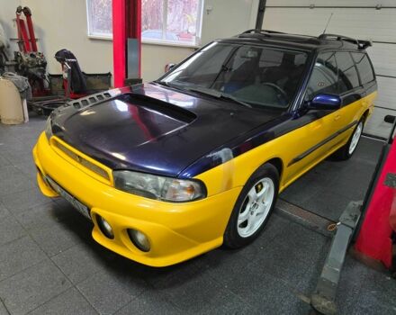 Жовтий Субару Легасі, об'ємом двигуна 2.5 л та пробігом 137 тис. км за 3300 $, фото 1 на Automoto.ua