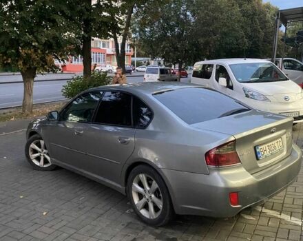 Сірий Субару Легасі, об'ємом двигуна 2 л та пробігом 160 тис. км за 5215 $, фото 4 на Automoto.ua