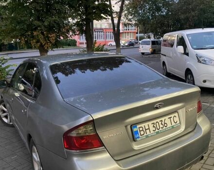 Сірий Субару Легасі, об'ємом двигуна 2 л та пробігом 160 тис. км за 5215 $, фото 5 на Automoto.ua
