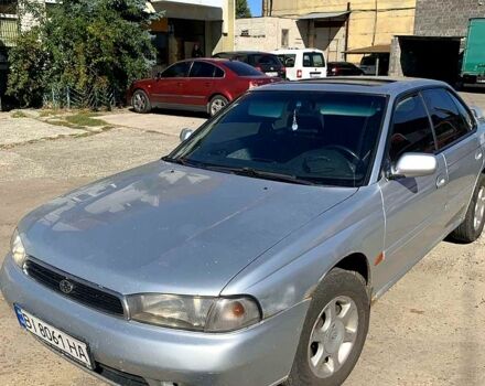 Серый Субару Легаси, объемом двигателя 2 л и пробегом 348 тыс. км за 1800 $, фото 3 на Automoto.ua