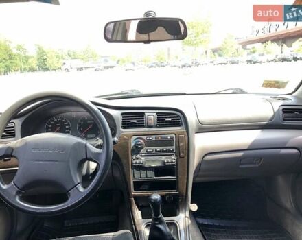 Сірий Субару Легасі, об'ємом двигуна 1.99 л та пробігом 251 тис. км за 2400 $, фото 26 на Automoto.ua