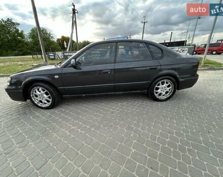 Сірий Субару Легасі, об'ємом двигуна 2 л та пробігом 400 тис. км за 3200 $, фото 3 на Automoto.ua