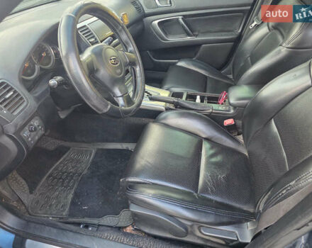 Серый Субару Легаси, объемом двигателя 1.99 л и пробегом 353 тыс. км за 4200 $, фото 9 на Automoto.ua