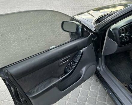 Сірий Субару Легасі, об'ємом двигуна 2 л та пробігом 400 тис. км за 3200 $, фото 6 на Automoto.ua
