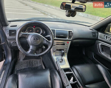 Серый Субару Легаси, объемом двигателя 1.99 л и пробегом 353 тыс. км за 4200 $, фото 7 на Automoto.ua